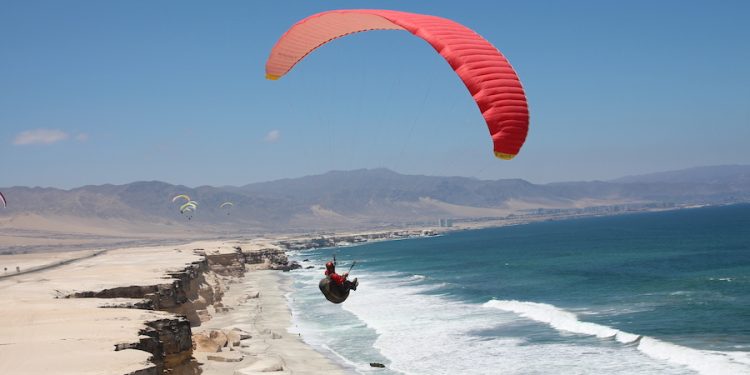 Turismo aventura da un paso histórico: Nueva normativa incorpora el salto bungee y refuerza estándares de seguridad