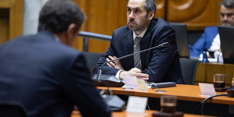 Senado desestima acusación constitucional en contra del exministro Grau