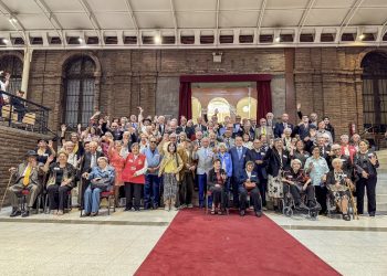 100 Líderes Mayores 2026: invitan a nominar a chilenos que destacan después de los 75 años