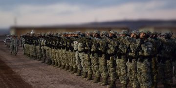 Soldados conscriptos de la V Brigada Aéra reafirmaron su compromiso con Chile en solemne Juramento a la Bandera