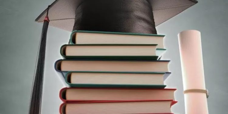 La mala educación (sobre la masificación de los títulos universitarios)