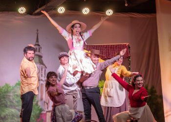 “La Pérgola de las Flores” vuelve con una versión renovada y chispeante bajo la dirección de Gustavo Becerra y Germán Silva