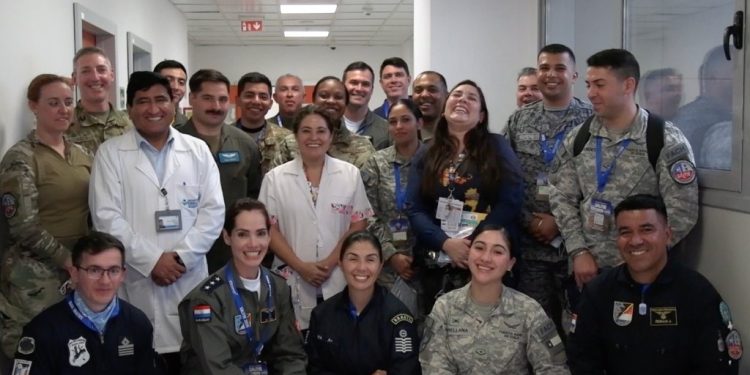 Delegaciones de Salitre 2026 compartieron una jornada de alegría y cercanía con pacientes del Hospital de Antofagasta