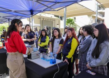 INACAP Sede Iquique y Fundación Piñera Morel impulsan jornada para inspirar a futuras mujeres en el ámbito STEM