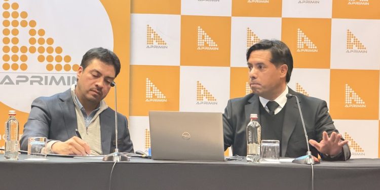 Kinross presentó ante APRIMIN proyecto Lobo-Marte