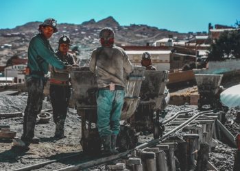 Startup chilena presenta tecnología para localizar trabajadores mineros en tiempo real para evacuar en un lapso 50% más corto