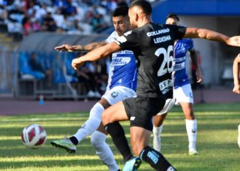 A los dragones celestes no les importa la lluvia: A las 20.00 horas enfrentan a los Pumas de Antofagasta