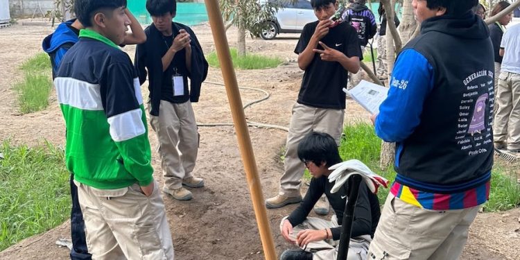 Estudiantes del Liceo Agrícola José Abelardo Núñez Murúa de Azapa fortalecen su formación con programa de alternancia en Santo Tomás