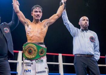 Pato Carrión despachó al “Trencito” Jiménez y mantiene título de campeón mundial súper ligero