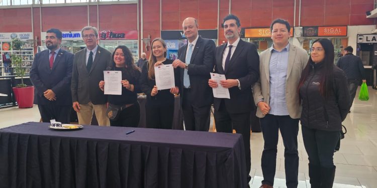 Convenio permitirá realizar ciclo regional de artesanía en Mall Zofri