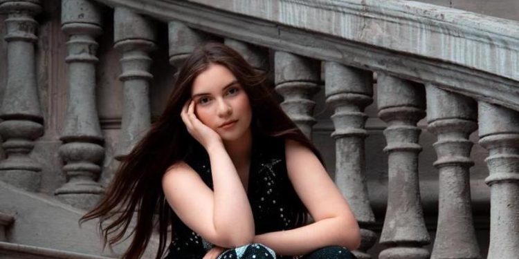 Quién es Dominga Rodríguez, la joven sureña de 15 años apadrinada por Gloria Gaynor
