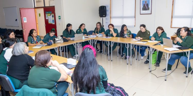 Evaluación Docente evidencia avances y fortalece estrategia de acompañamiento entre docentes del SLEP Iquique