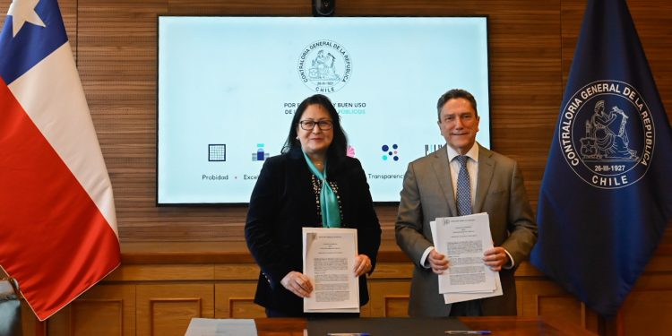 Contraloría General de la República y Red de Integridad y Estado Abierto sellan acuerdo para combatir la corrupción en el sector público y privado