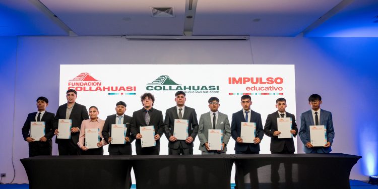 196 nuevos operadores y mantenedores formados por Collahuasi en Tarapacá se incorporan a la compañía