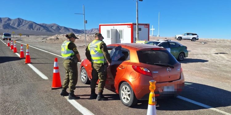Carabineros resguarda la seguridad en el pueblo de Tarapacá