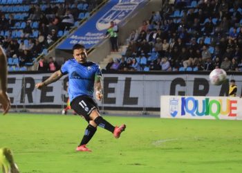 Deportes Iquique afinó detalles para visitar Puerto Montt tras sello de clasificación en Copa Chile