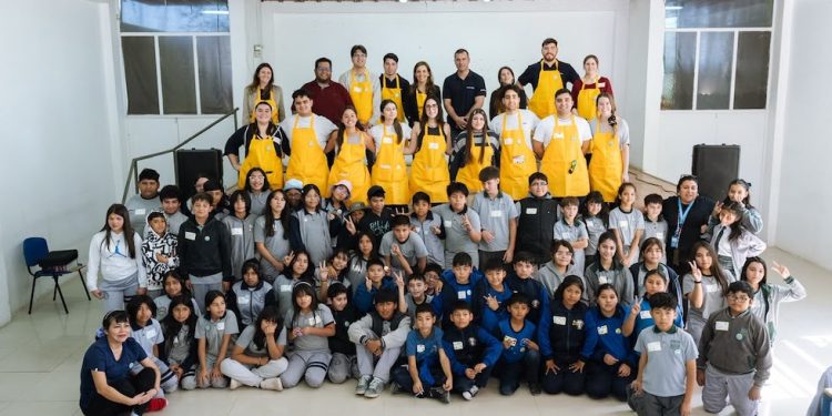Alianza entre World Energy Council Chile, Redinter y la UAI llevó el programa Kids in Energy a Arica y Pozo Almonte