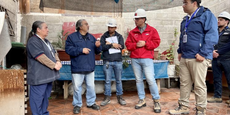 Autoridades verifican equipos de respaldo para pacientes electrodependientes ante Alerta Preventiva en Tarapacá