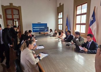 Seremi del Trabajo presenta datos de empleo regional a la Mesa de Empleabilidad