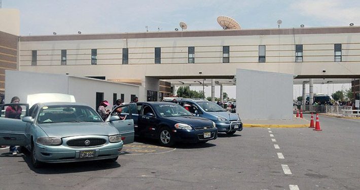 Licitación internacional renovará la flota de taxis chilenos que operan entre Arica y Tacna