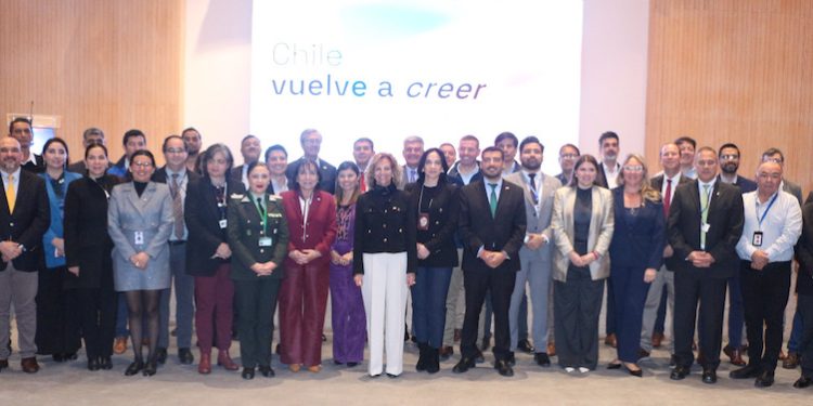 Delegada Presidencial Adriana Tapia impulsa la agenda de transformación del Estado 2026-2030 “Chile vuelve a creer”
