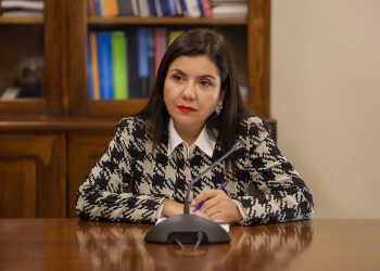 Afectaciones por lluvias en conjunto habitacional de Iquique motivan oficio de senadora Astudillo al MINVU