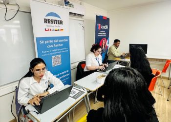 600 personas participaron en masivo reclutamiento minero impulsado por SENCE en Arica