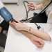 Cada minuto cuenta: Las señales de un infarto que no siempre son evidentes