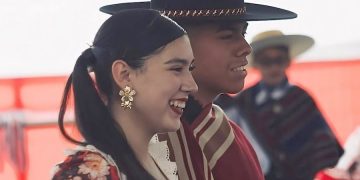El pañuelo al viento y el corazón inflado: El Liceo Aníbal Pinto se corona bicampeón de cueca