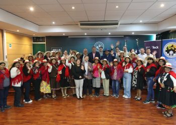 Mujeres indígenas de Pozo Almonte fortalecen sus capacidades para impulsar iniciativas culturales con identidad territorial