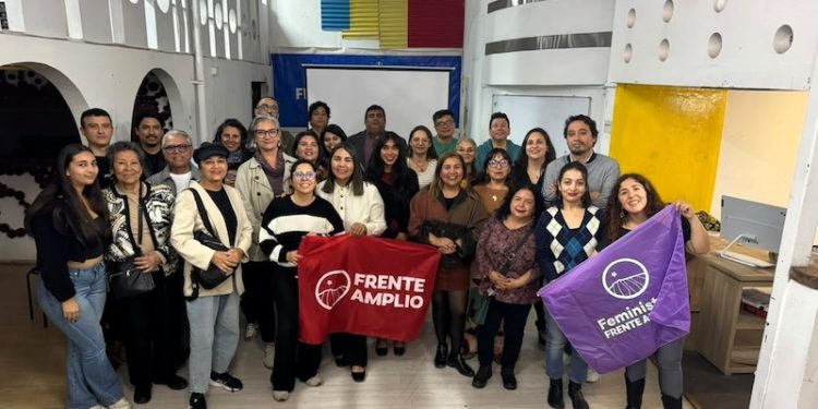 Frente Amplio Tarapacá realizó cambio de mando y comienza una nueva etapa política regional