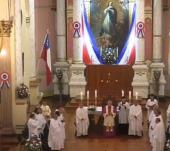 Obispado realizó tradicional Te Deum de Fiestas Patrias pese a mal tiempo