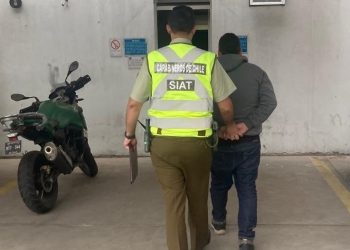 Carabineros detiene a conductor que mantenía dos órdenes de detención vigentes