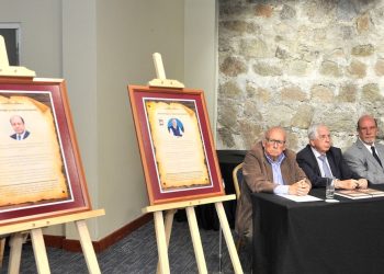 Patricio Sesnich Stewart y Leonardo Solari Alcota: Merecido reconocimiento al legado de dos visionarios de la ZOFRI y Tarapacá