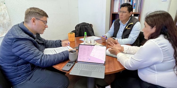 Avanzan para recuperar y fortalecer la infraestructura eléctrica del pueblo de Nama