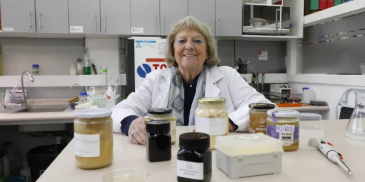 Gloria Montenegro es la primera mujer con el Premio Nacional de Ciencias Aplicadas y Tecnológicas