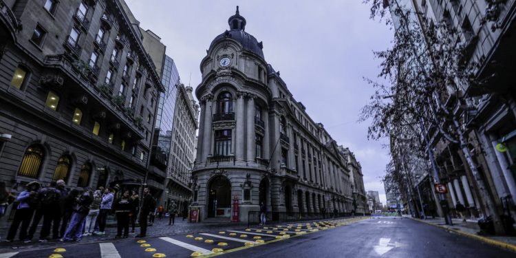 Chile realiza su primera emisión de bonos soberanos en francos suizos por CHF 380 millones