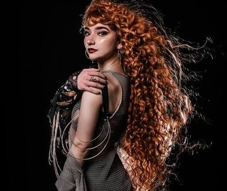 Karla Grunewaldt se suma a fenómeno musical latinoamericano que superó los 83 millones de visualizaciones en 24 horas