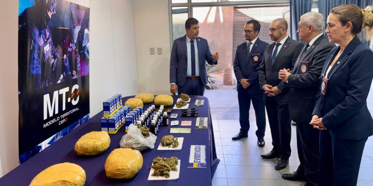 MT0 de PDI intervino dos puntos de venta de drogas cercanos a establecimientos educacionales