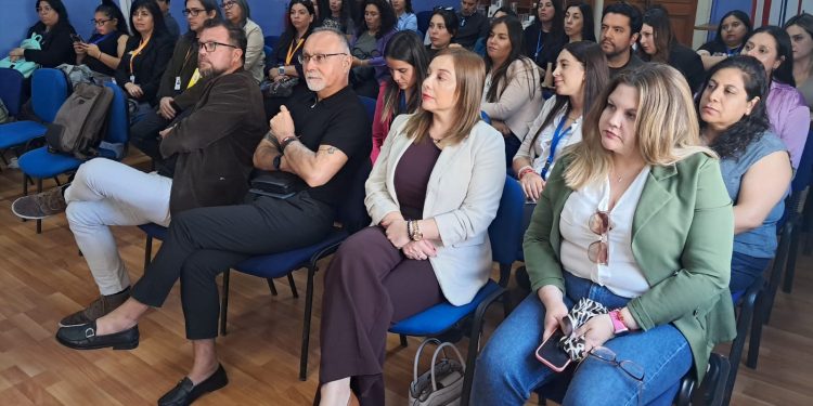 Capacitan a equipos de centros de cumplimiento sobre criminalidad forzada
