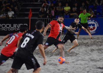 Dávila, Camba y Bullers, los vencedores de la primera jornada del Open Iquique