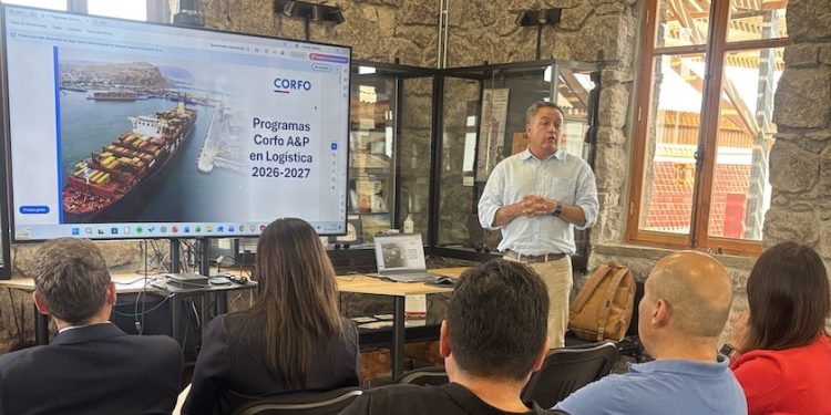 Corfo presentó programa PTI Logístico ante la Comunidad Portuaria de Arica