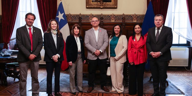 Cuarta edición de “Un Estado Digital” reunió a sector público, privado y académico con foco en avances en IA y modernización del Estado