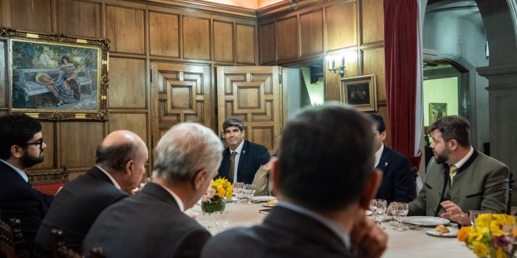 Jofré pide priorizar recursos para socavones de Alto Hospicio y exige transparencia en uso del Royalty Minero