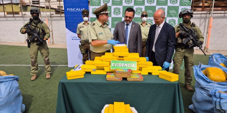 Fiscalía y OS7 sacan de circulación 700 kilos de drogas y dan duro golpe a dos organizaciones criminales
