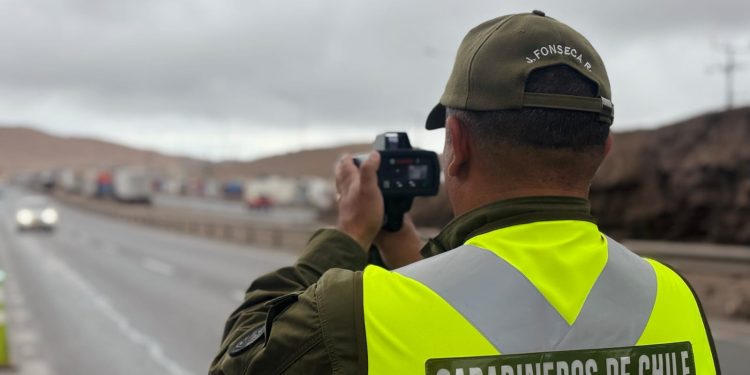 Carabineros cursó 611 infracciones de tránsito durante la última semana en la región