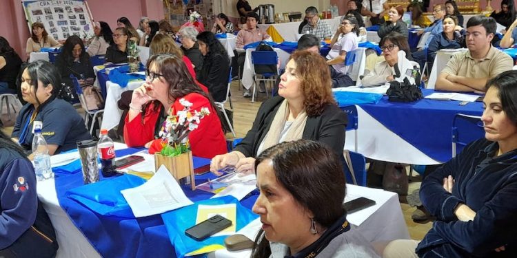 Mineduc Tarapacá capacita a equipos de bibliotecas escolares para reforzar la lectura y la escritura