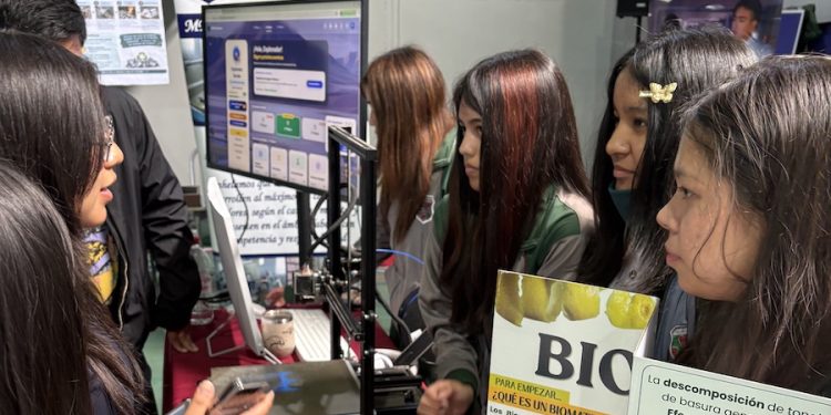 Muestra zonal impulsa la innovación y la colaboración entre estudiantes técnico profesionales de Arica y Parinacota y Tarapacá