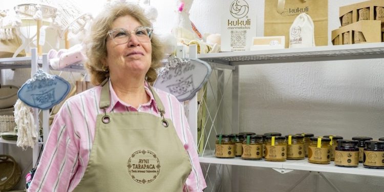 Tienda colaborativa “Ayni Tarapacá” reúne 12 emprendedoras locales en Paseo Baquedano