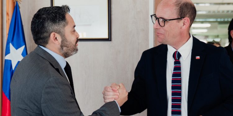 Gobernador Carvajal presentó ante ministro Martín Arrau histórica inversión por cerca de $70 mil millones en seguridad